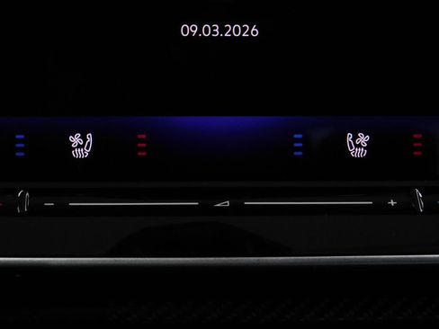 Used 2025 Volkswagen Golf R Black Edition image 54