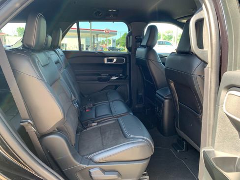 Used 2022 Ford Explorer ST AWD/4WD image 43