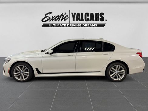 Used 2016 BMW 750i xDrive AWD/4WD image 2