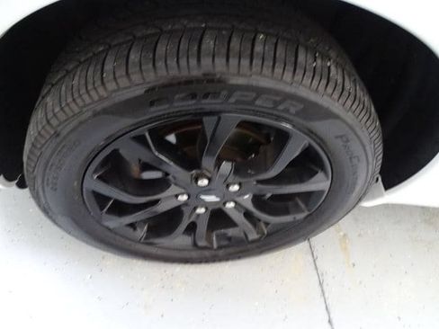 Used 2020 Dodge Durango GT AWD/4WD image 29