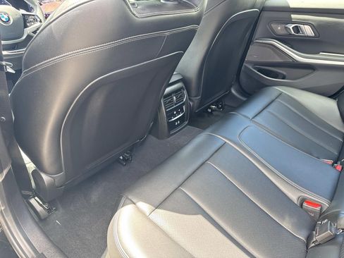 Certified 2025 BMW 330i xDrive Sedan w/ Premium Package AWD/4WD image 14