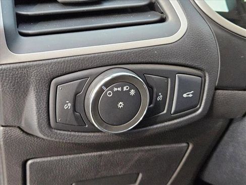 Used 2016 Ford Edge SEL w/ Canadian Touring Package image 10