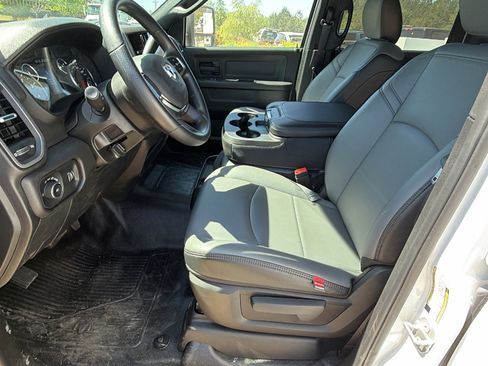 New 2026 RAM 3500 Tradesman w/ Chrome Appearance Group AWD/4WD image 16