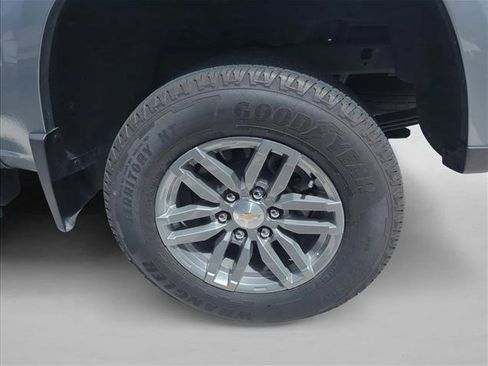 Used 2024 Chevrolet Colorado LT w/ LT Convenience Package RWD image 24