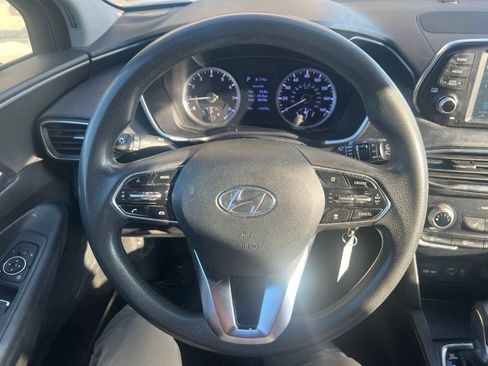 Used 2019 Hyundai Santa Fe SE AWD/4WD image 13