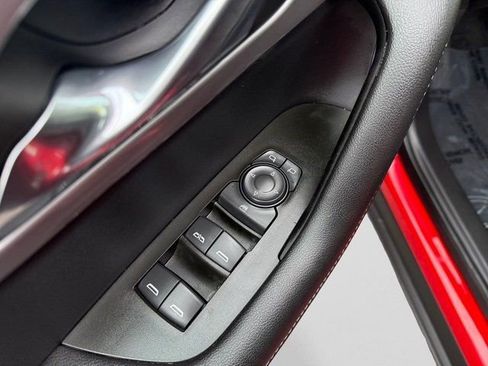 Used 2024 Chevrolet Blazer LT image 12