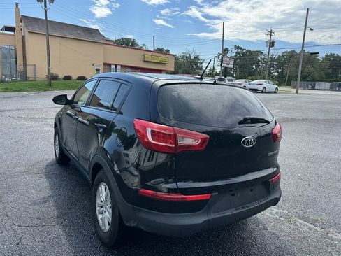 Used 2011 Kia Sportage LX AWD/4WD image 5