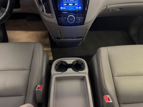 Used 2017 Honda Odyssey EX-L image 17