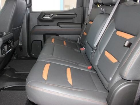 Used 2023 GMC Sierra 1500 AT4 w/ Technology Package AWD/4WD image 27