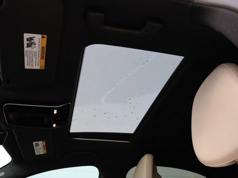 Used 2024 Mercedes-Benz C 300 Sedan image 16