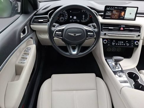 Used 2025 Genesis G70 2.5T image 21