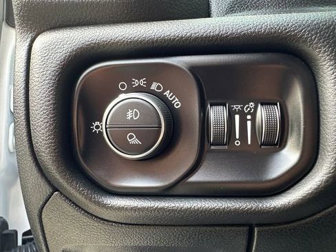 Used 2025 RAM 1500 Big Horn AWD/4WD image 33