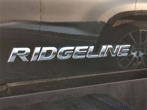 Certified 2022 Honda Ridgeline Black Edition image 30