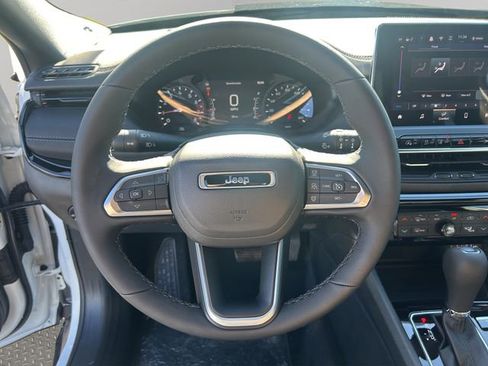 New 2026 Jeep Compass Latitude w/ Quick Order Package 29K AWD/4WD image 10