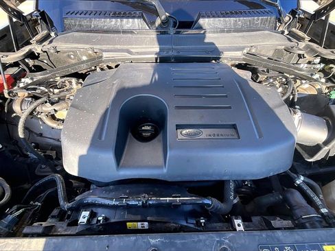 Used 2023 Land Rover Defender 110 X image 9