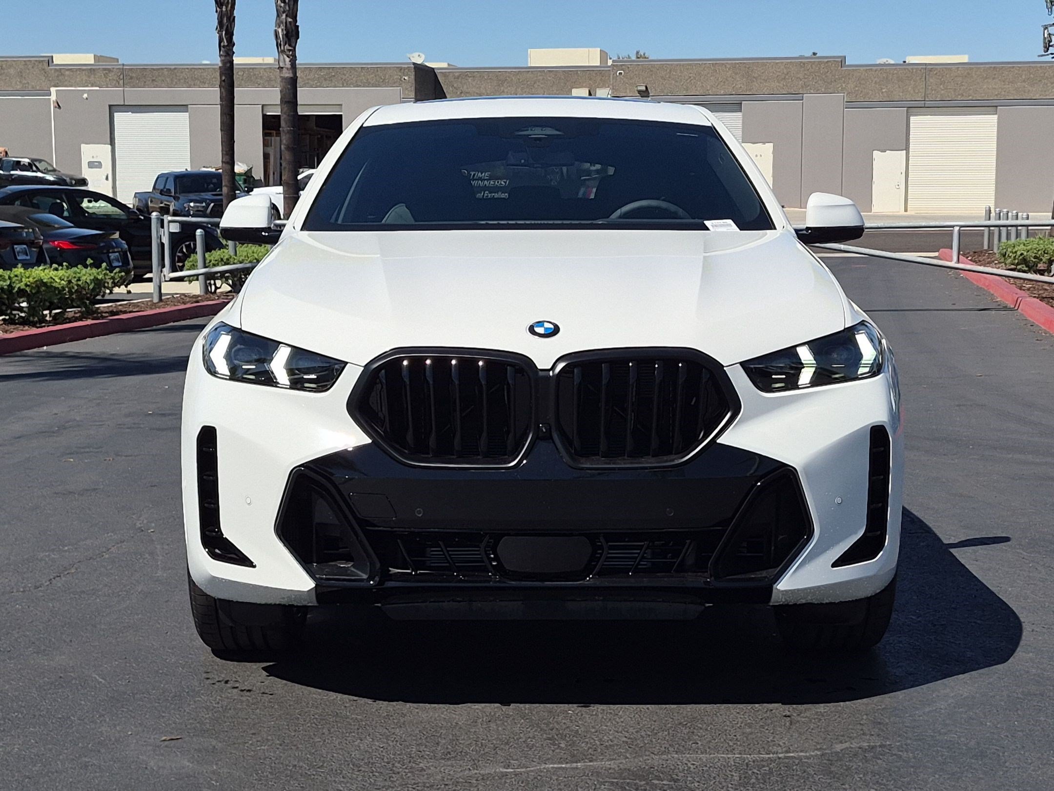 New 2027 BMW X6 xDrive40i w/ Climate Comfort Package AWD/4WD image 3