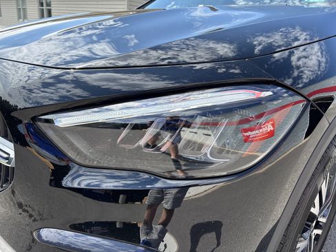 Used 2024 Mercedes-Benz GLA 250 4MATIC image 10