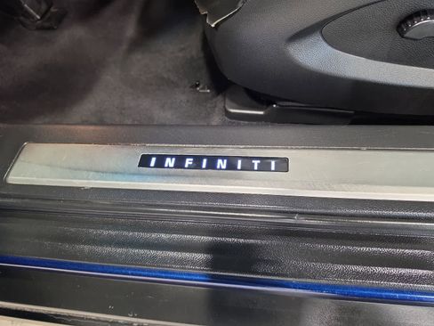 Used 2013 INFINITI FX37 AWD w/ Premium Pkg image 17