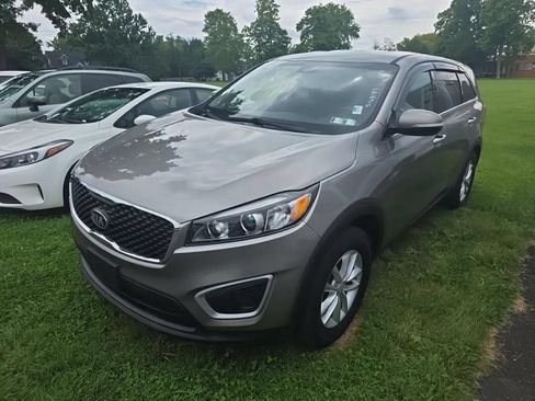 Used 2018 Kia Sorento L FWD image 7
