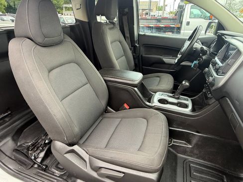 Used 2021 Chevrolet Colorado LT w/ Fleet Safety Package AWD/4WD image 11