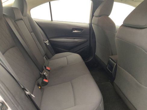 Used 2020 Toyota Corolla LE FWD image 19