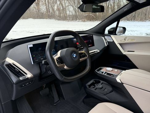 Certified 2024 BMW iX M60 image 19