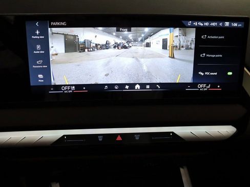 Used 2025 BMW X3 xDrive30i w/ Premium Package image 22