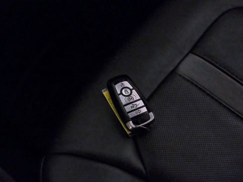 Used 2019 Ford F250 Platinum w/ Platinum Ultimate Package image 46