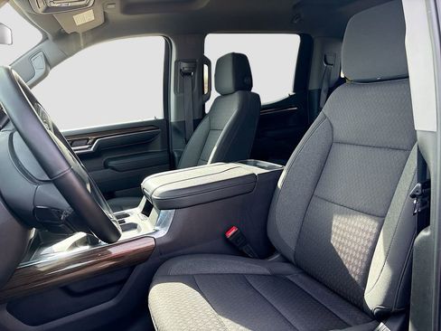 Used 2024 Chevrolet Silverado 1500 LT Trail Boss w/ Convenience Package II image 22