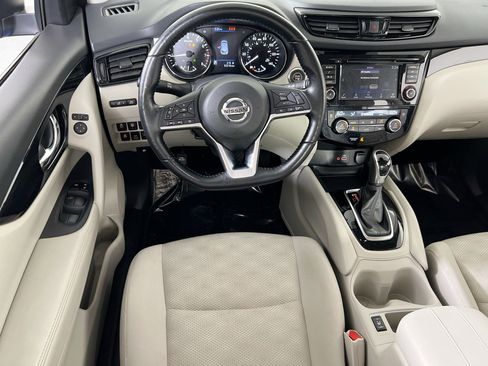 Used 2021 Nissan Rogue Sport SV AWD/4WD image 21
