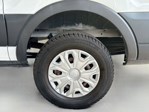 Used 2022 Ford Transit 250 Low Roof w/ Exterior Upgrade Package image 33