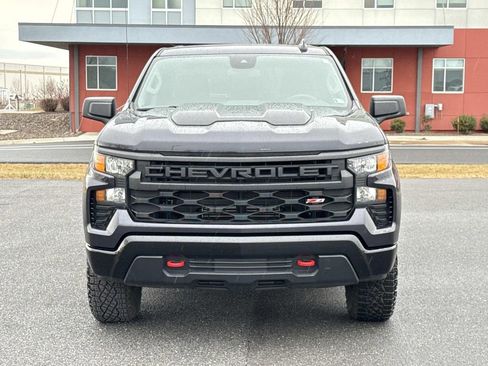 Used 2024 Chevrolet Silverado 1500 Custom Trail Boss AWD/4WD image 28