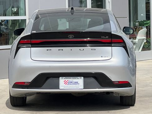Certified 2024 Toyota Prius Limited image 5
