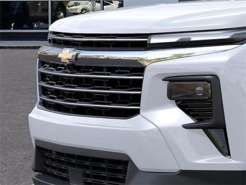 New 2026 Chevrolet Traverse LT w/ Driver Confidence Package image 13