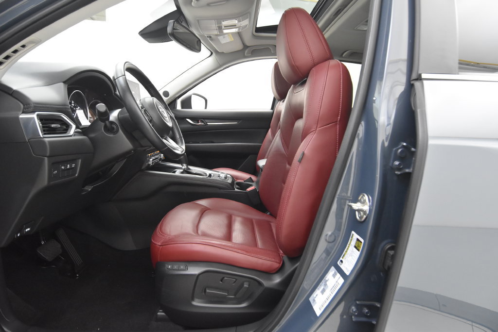 Certified 2025 MAZDA CX-5 Carbon Edition AWD/4WD image 31