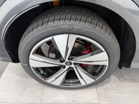 New 2026 Audi SQ5 Premium Plus AWD/4WD image 3