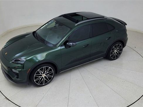 Used 2025 Porsche Macan 4S Electric image 77