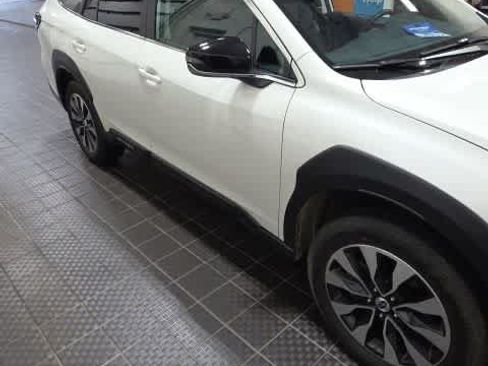 Used 2024 Subaru Outback Limited AWD/4WD image 4