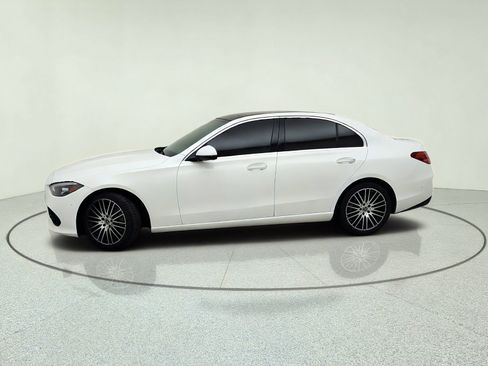 Used 2024 Mercedes-Benz C 300 Sedan image 9