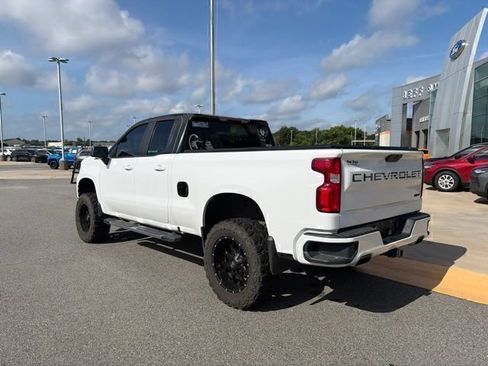Used 2019 Chevrolet Silverado 1500 RST w/ True North Edition AWD/4WD image 3