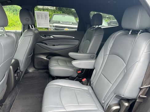 Used 2023 Buick Enclave Essence FWD image 22