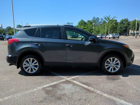 Used 2015 Toyota RAV4 Limited w/ Outdoor Package AWD/4WD image 3