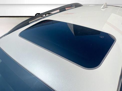 Used 2022 Subaru Crosstrek 2.5i Limited AWD/4WD image 23