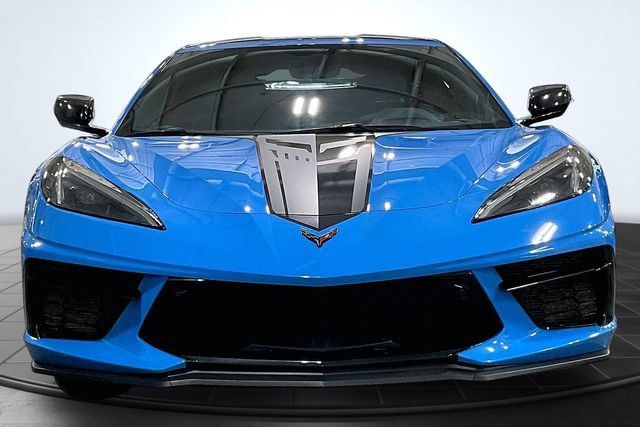 Used 2021 Chevrolet Corvette Stingray Premium Cpe w/ Z51 Performance Package RWD image 3