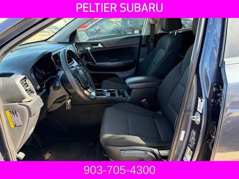 Used 2021 Kia Sportage LX image 6