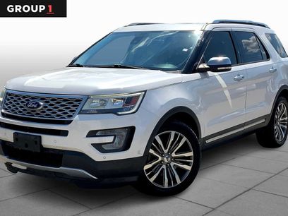 Used 2017 Ford Explorer Platinum