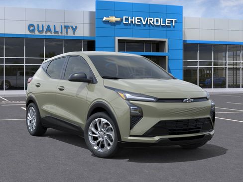 New 2027 Chevrolet Bolt LT FWD image 7