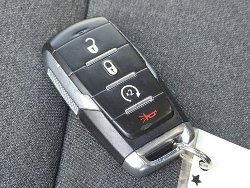 Used 2023 RAM 1500 Big Horn image 43