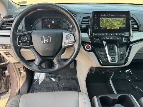 Used 2023 Honda Odyssey Touring image 20