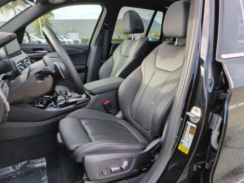 Used 2023 BMW X3 sDrive30i w/ Premium Package image 16